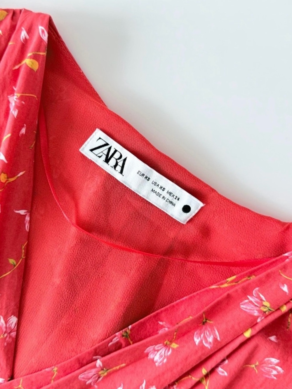 ZARA Floral Peplum Blouse XS Puff Sleeve Cottagecore Romantic Red Top - Picture 11 of 16